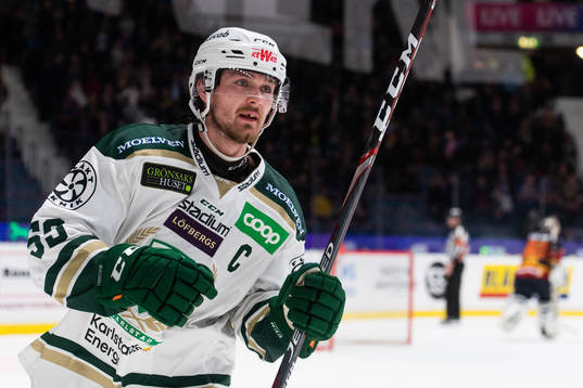 Färjestads Linus Johansson jublar