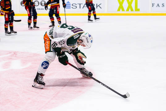 Färjestads Lucas Ekeståhl-Jonsson har ont