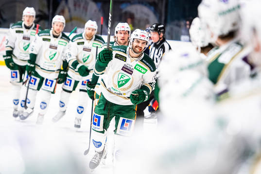 Färjestads Martin Johansson jublar