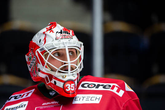 Modos målvakt Patrik Bartosak