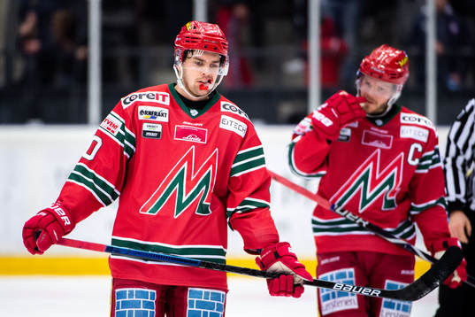 Modos Kalle Jellvert och Tobias Enström deppar