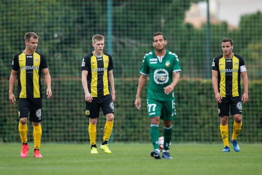 Alexander Kačaniklić, Aron Johannsson and Jeppe Andersen