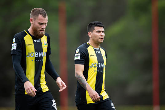 David Fällman and Pauliho looks dejected