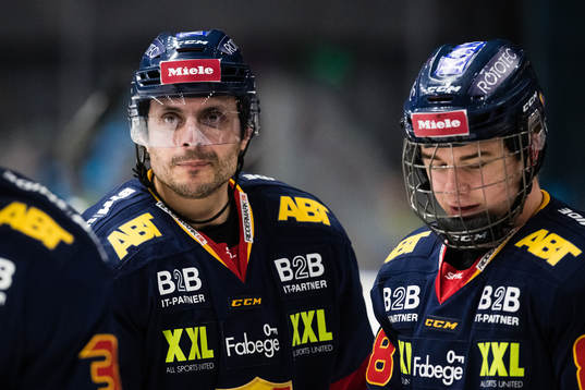 Djurgårdens Daniel Widing och Alexander Holtz