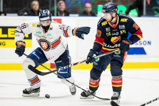 Växjös Daniel Rahimi och Djurgårdens Niclas Bergfors