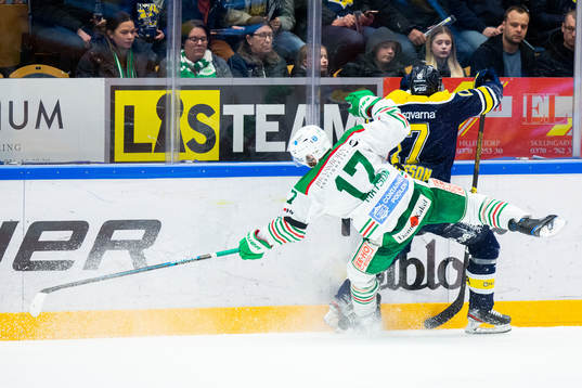 s Emil Johansson