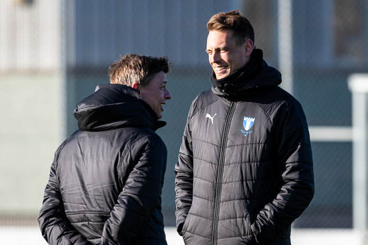 Malmö FFs tränare Jon Dahl Tomasson och assisterande