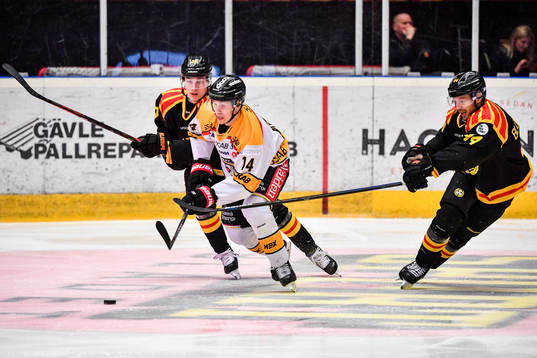 Brynäs Oscar Birgerssoon och Jacob Blomqvist mot Luleås
