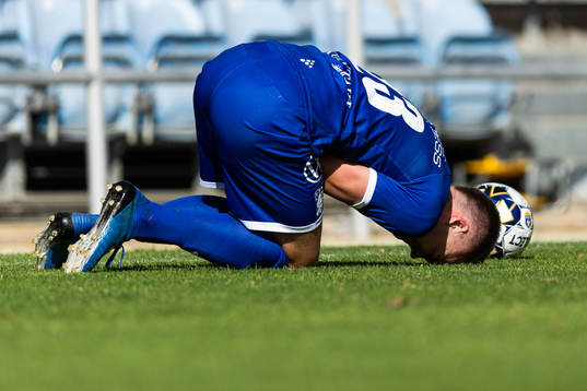Emil Holm of IFK Göteborg in pain due to an injury that