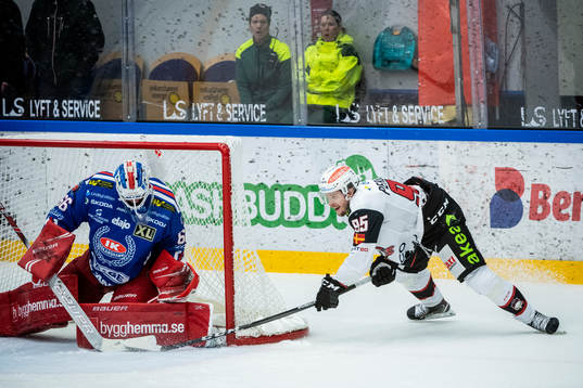 Oskarshamns målvakt Tex Williamsson och Malmö Redhawks