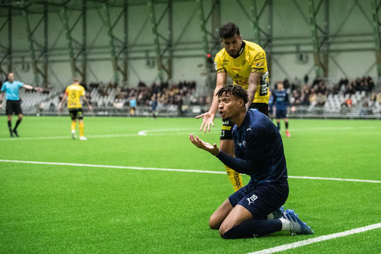 Helsingborgs Joseph Ceesay deppar