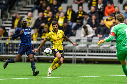 Helsingborgs Ravy Tsouka Dozi och Elfsborgs Rami Kaib