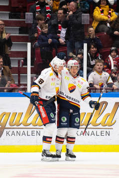 Djurgårdens Michael Haga jublar
