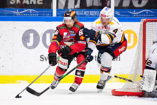Malmö Redhawks Adam Brodecki och Djurgårdens Marcus