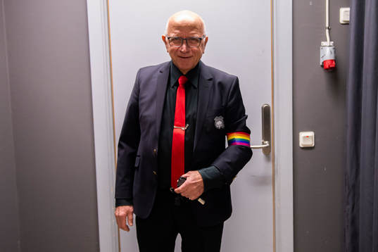 Funktioner Kjell-Åke Palm med pride-bindel