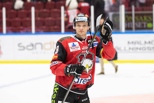 Malmö Redhawks Johan Olofsson jublar