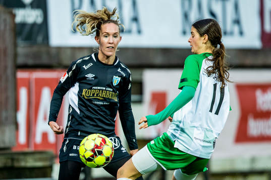 Göteborgs Julia Roddar mot Fortuna Hjørrings Signe