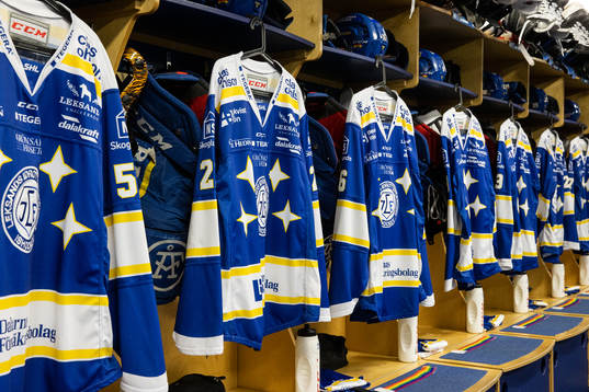 Leksands omklädningsrum redo innan ishockeymatchen i SHL
