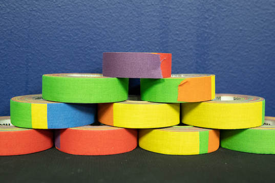 Pridetape innan ishockeymatchen i SHL mellan Leksand och