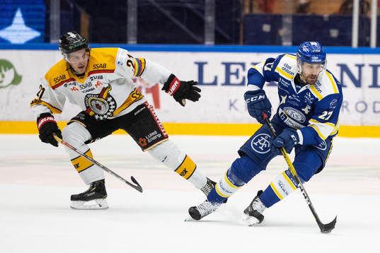 Leksands Marek Hrivik och Luleås Juhani Tyrväinen