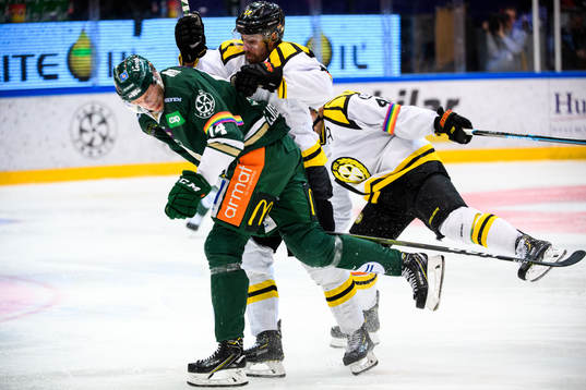 Färjestads Victor Ejdsell och Brynäs Anton Rödin