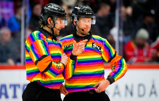 Domarna Mikael Sjöqvist och Johan Magnusson