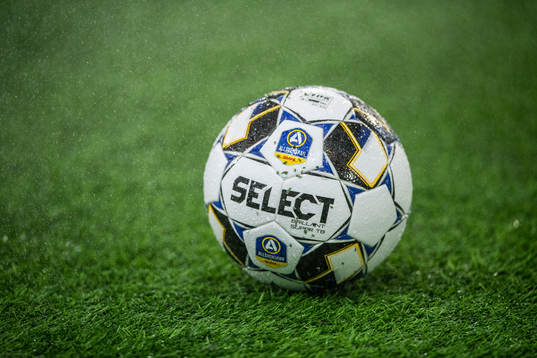 Den Allsvenska matchbollen