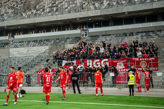 Branns spelare jublar