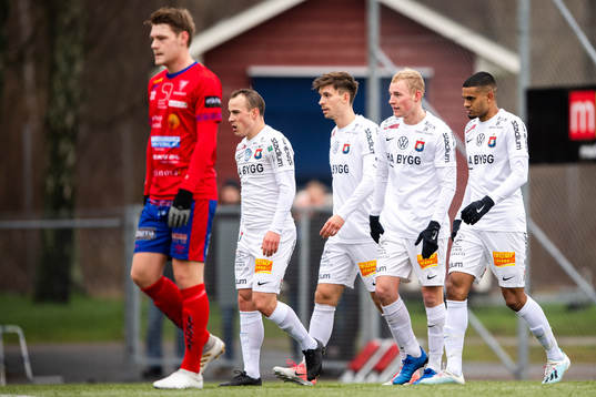 Örgrytes Adam Bergmark Wiberg jublar