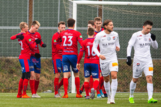 Tvååkers Hugo Svensson jublar