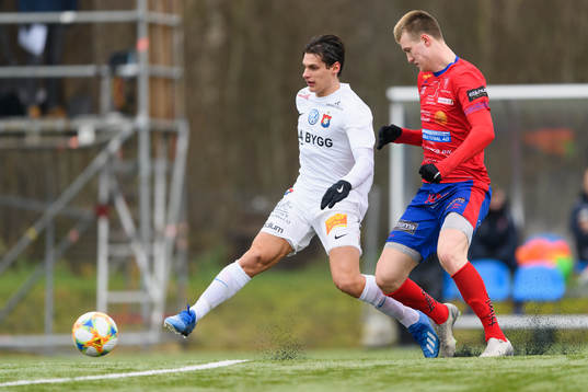 Örgrytes Kevin Ackermann och Tvååkers Hugo Svensson