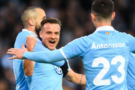 Malmö FFs Eric Larsson jublar