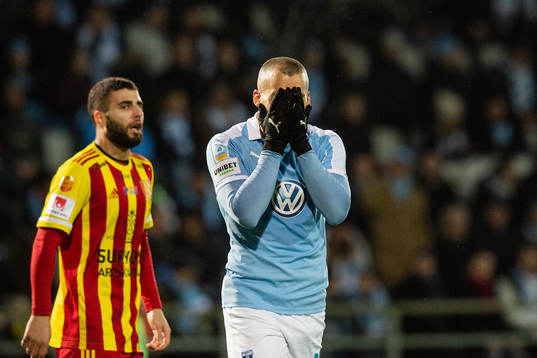 Malmö FFs Guillermo Molins deppar