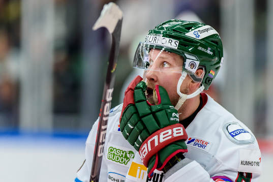Frölundas Viktor Ekbom deppar