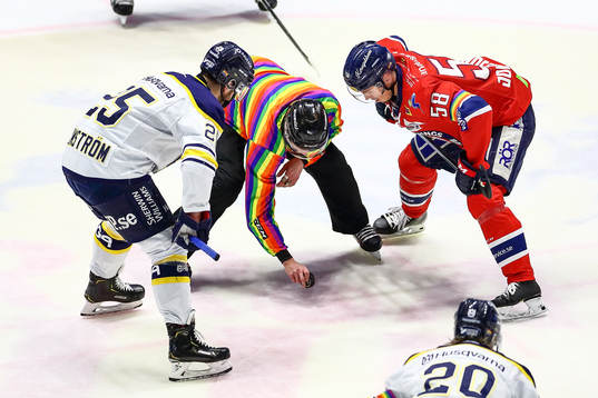 s Axel Holmström och Linköpings Robin Johansson