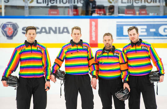 Domarna Daniel Persson, Morgan Johansson, Patrik Sjöberg