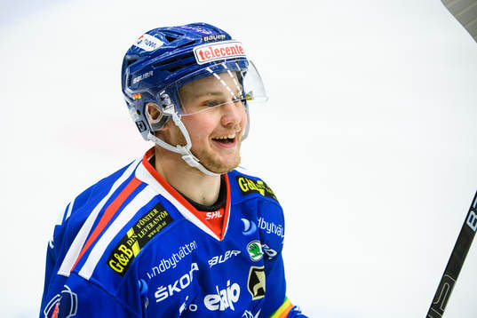 Oskarshamns Jonas Engström jublar