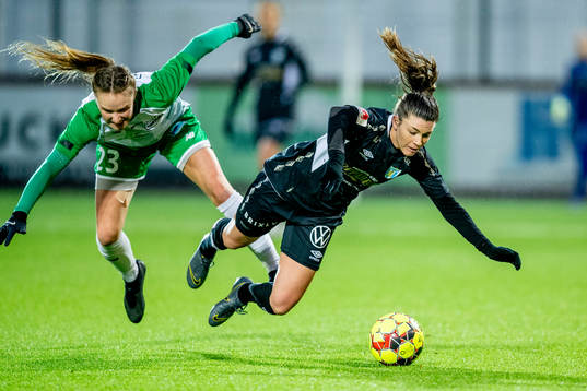 Göteborgs Pauline Hammarlund mot Fortuna Hjørrings Ida