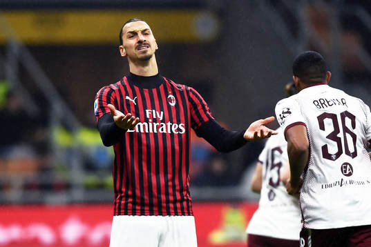 Bläddra bland fler bilder av Football, Seria A, Milan - Torino
