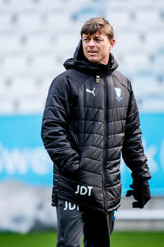 Tränare Jon Dahl Tomasson