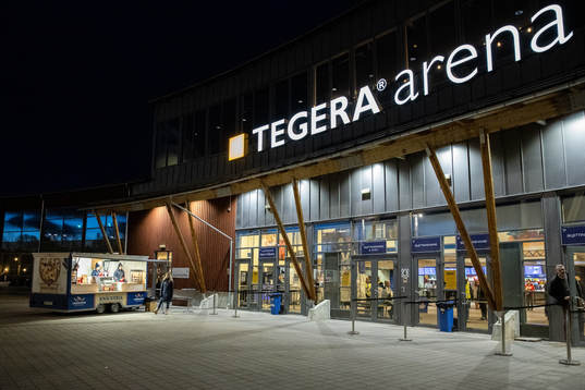 Tegera Arena innan ishockeymatchen i SHL mellan Leksand och