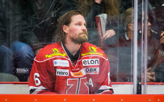 Örebros Stefan Warg i utvisningsbåset