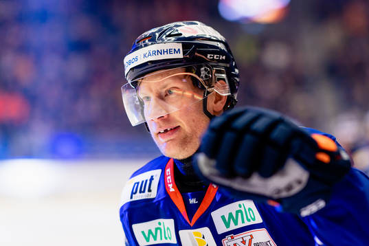Växjös Richard Gynge jublar