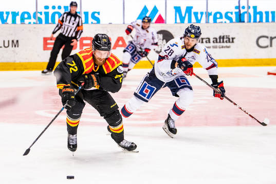 Brynäs Joachim Rohdin och Linköpings Jaakko Rissanen