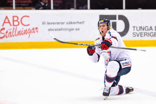 Linköpings Samuel Lofquist jublar