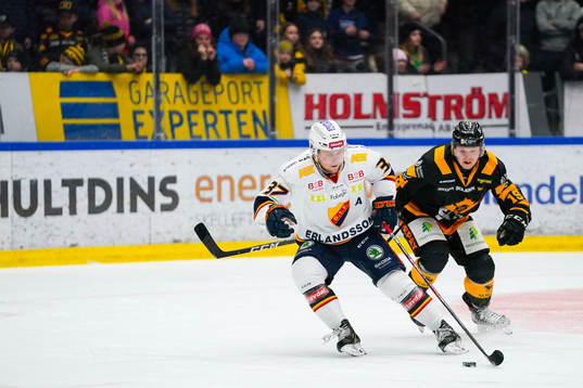 Djurgårdens Jesper Pettersson och Skellefteås Tuomas