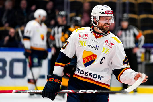 Djurgårdens Jacob Josefson deppar