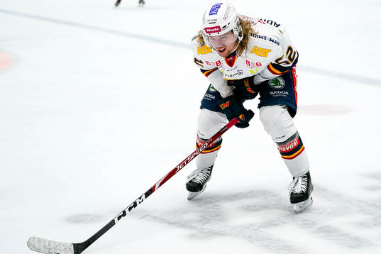 Djurgårdens Manuel Ågren grinar illa