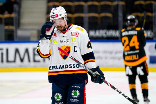 Djurgårdens Jacob Josefson deppar