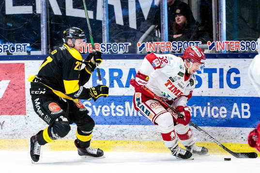 Västerås Sebastian Benker och Timrås Filip Lander